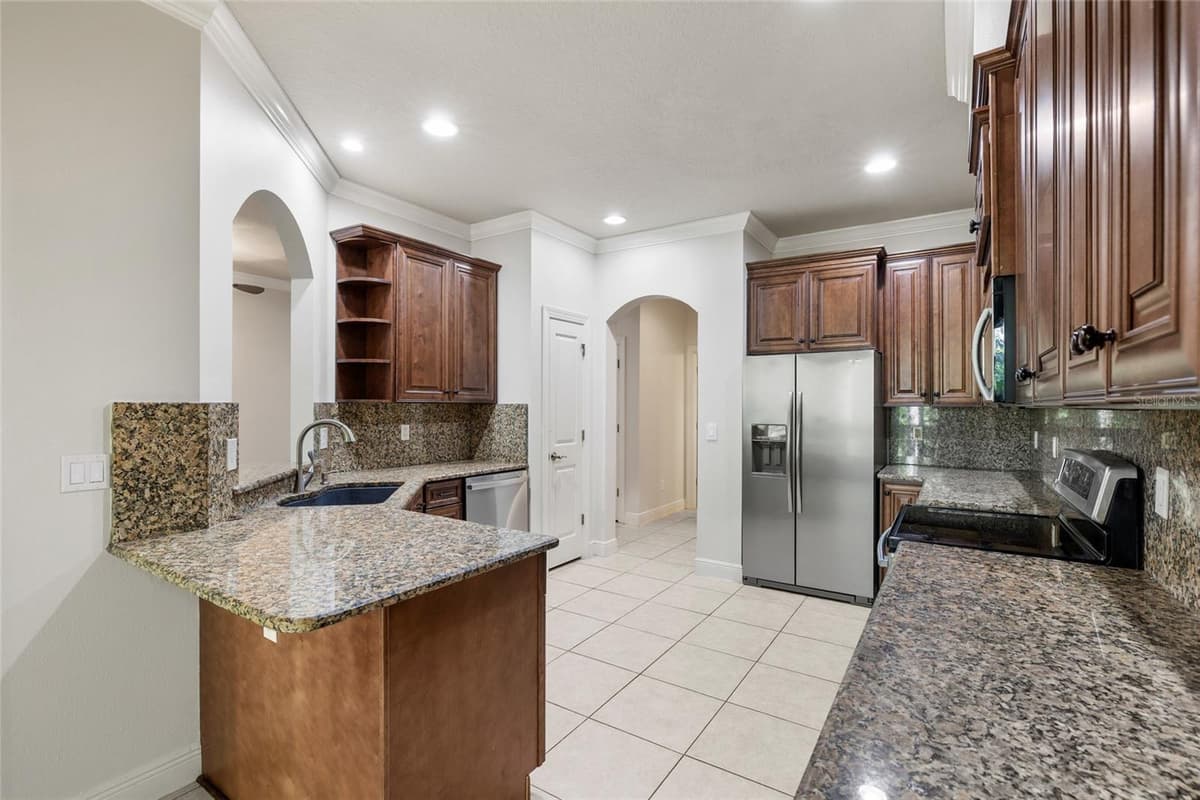 4920 ANNISTON CIRCLE — photo 13 of 44