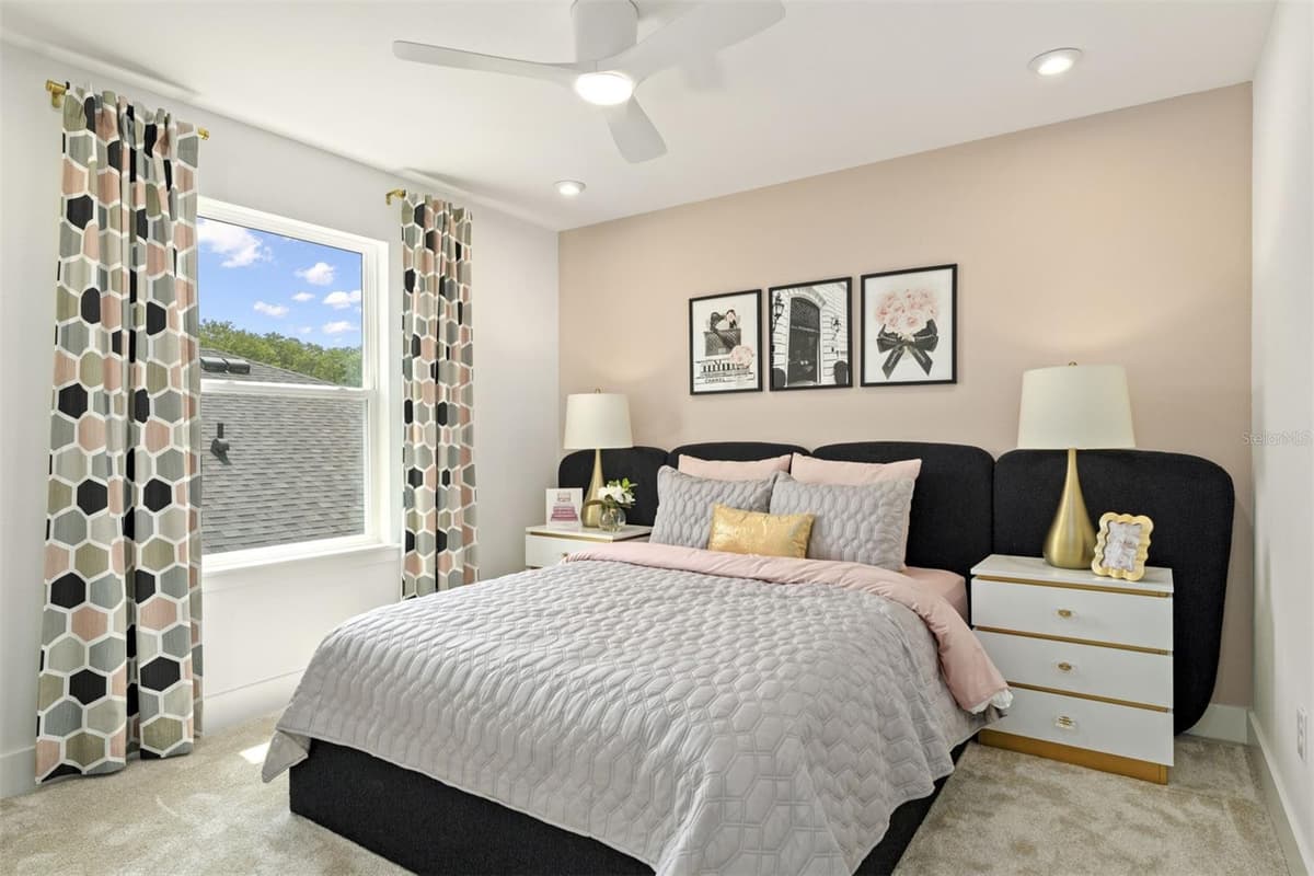 10264 CABANA STREET — photo 15 of 42