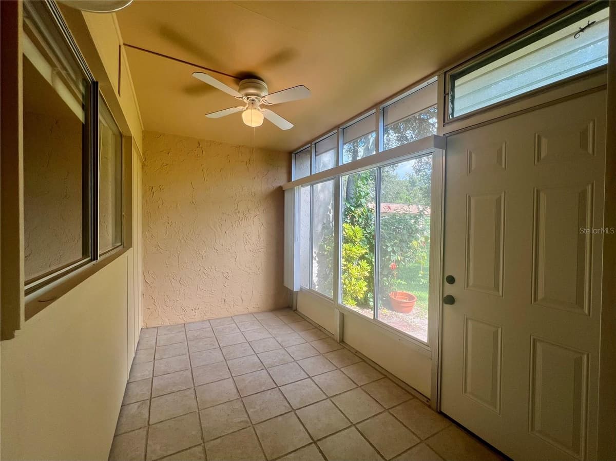 2989 FLINT DRIVE — photo 7 of 20