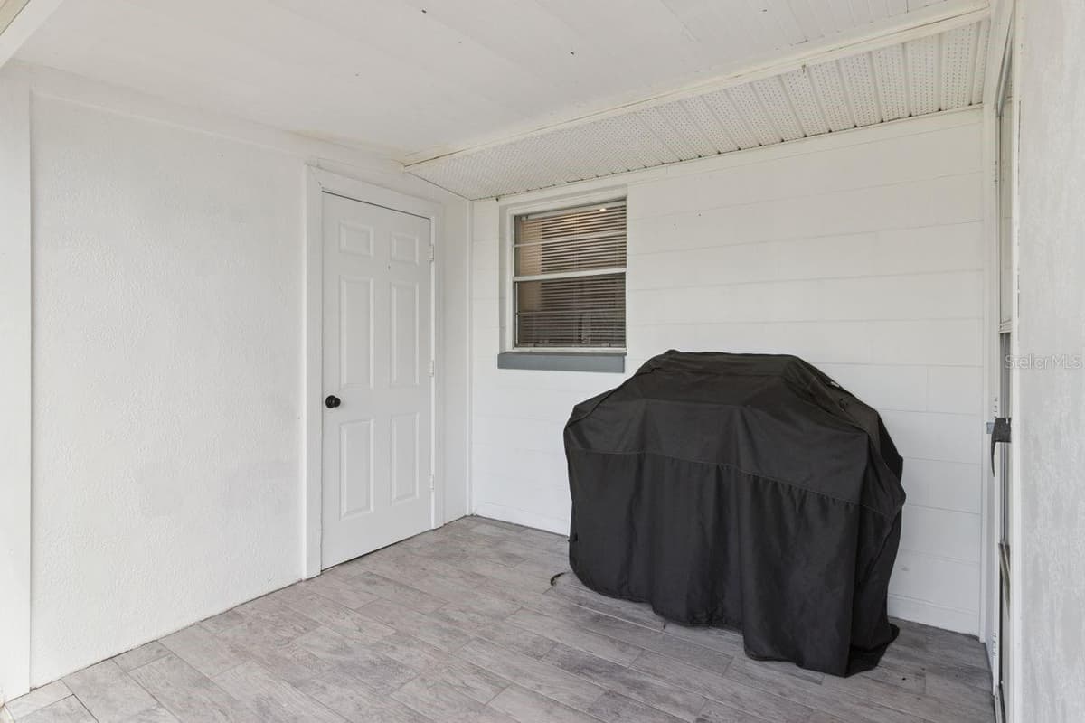 220 ALDO DRIVE — photo 25 of 30