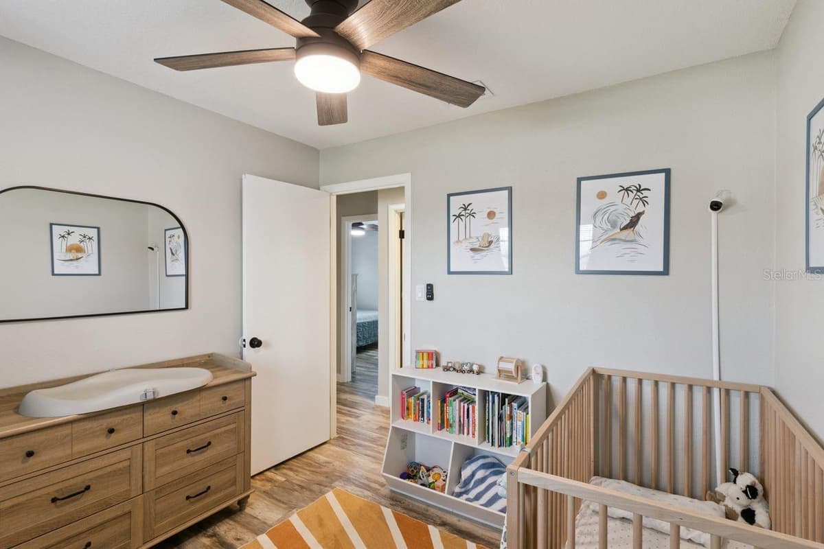 220 ALDO DRIVE — photo 14 of 30