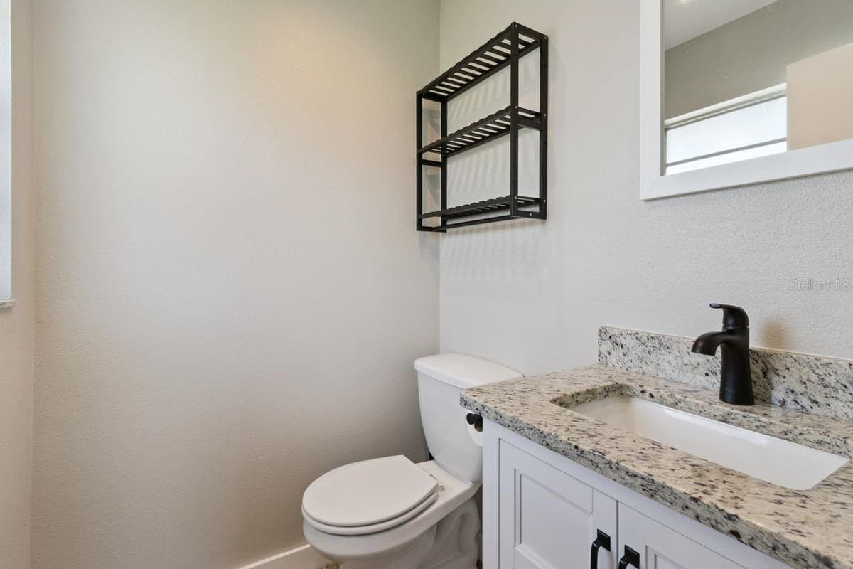 220 ALDO DRIVE — photo 23 of 30