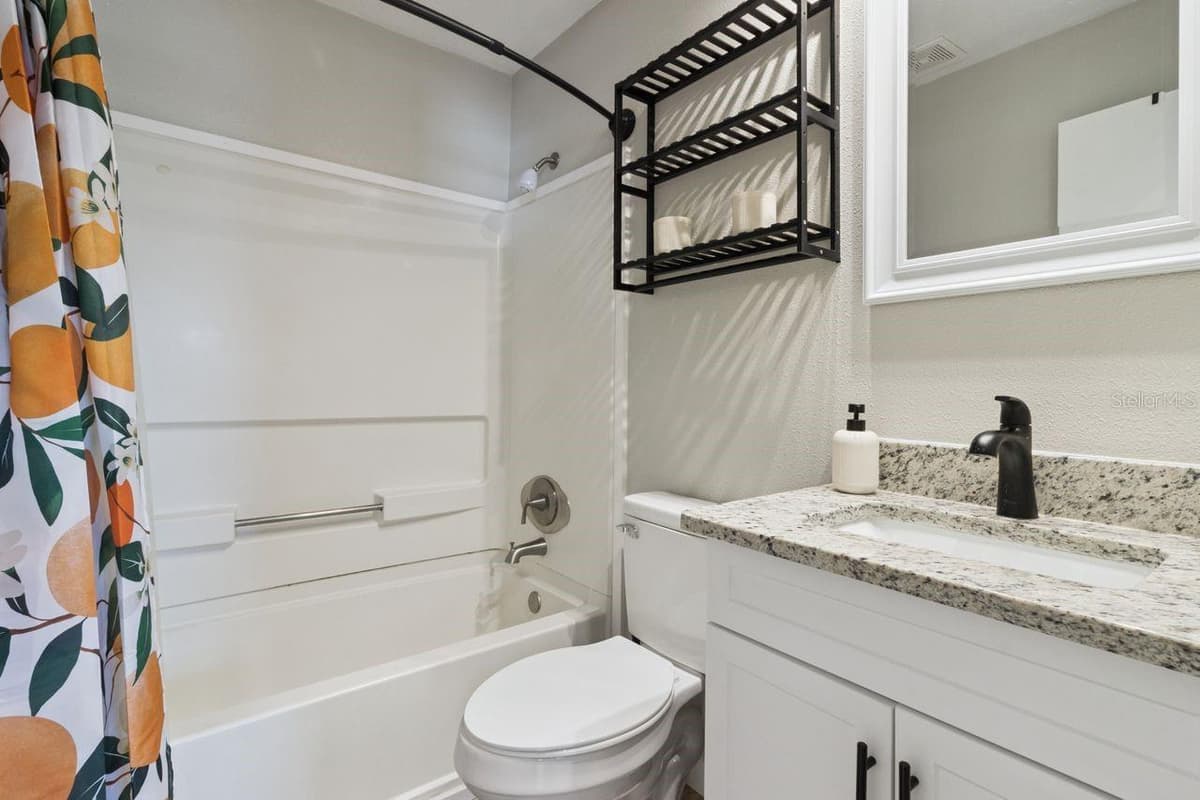 220 ALDO DRIVE — photo 16 of 30