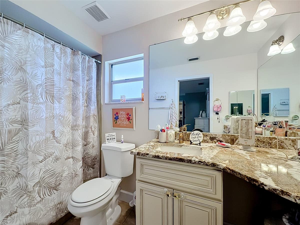 218 GLENRIDGE LOOP — photo 36 of 56