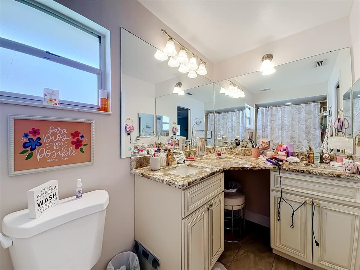 218 GLENRIDGE LOOP — photo 37 of 56