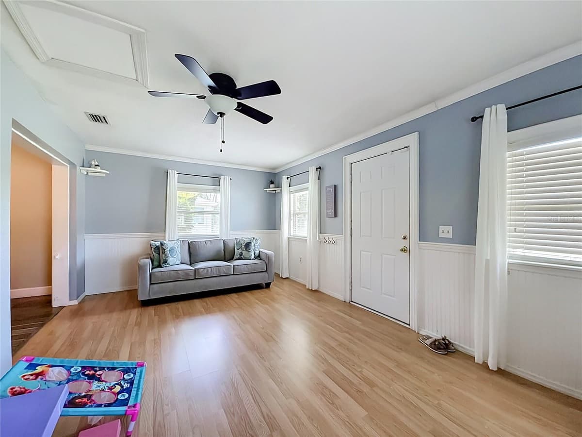 218 GLENRIDGE LOOP — photo 22 of 56