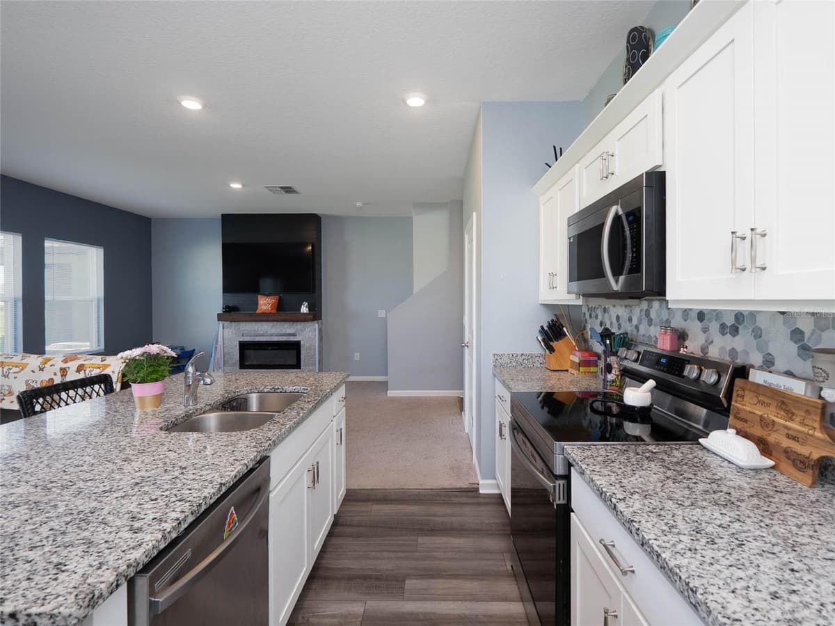 9019 WAXWING WAY — photo 18 of 42