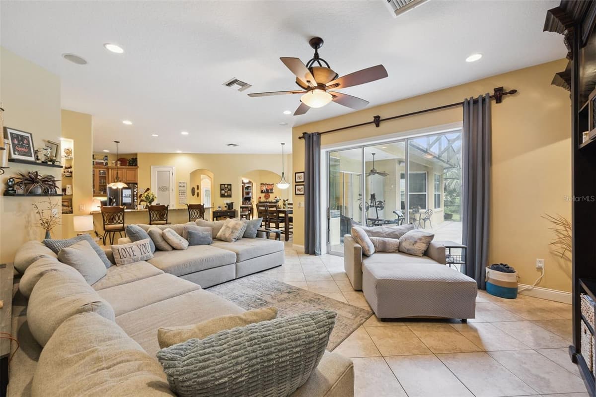 30440 JUBILEE WAY — photo 4 of 51