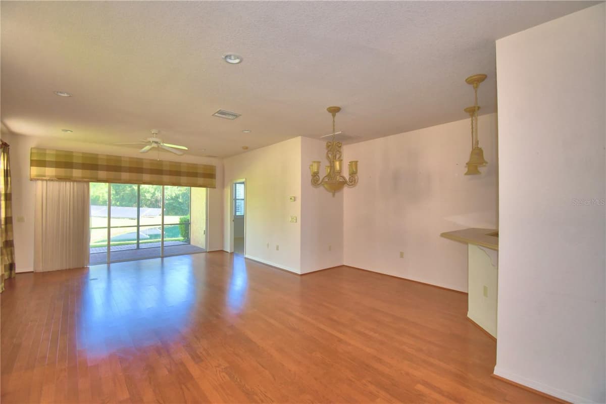 1307 INNSBRUCK CT — photo 9 of 56