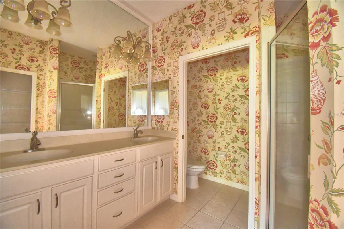 1307 INNSBRUCK CT — photo 18 of 56