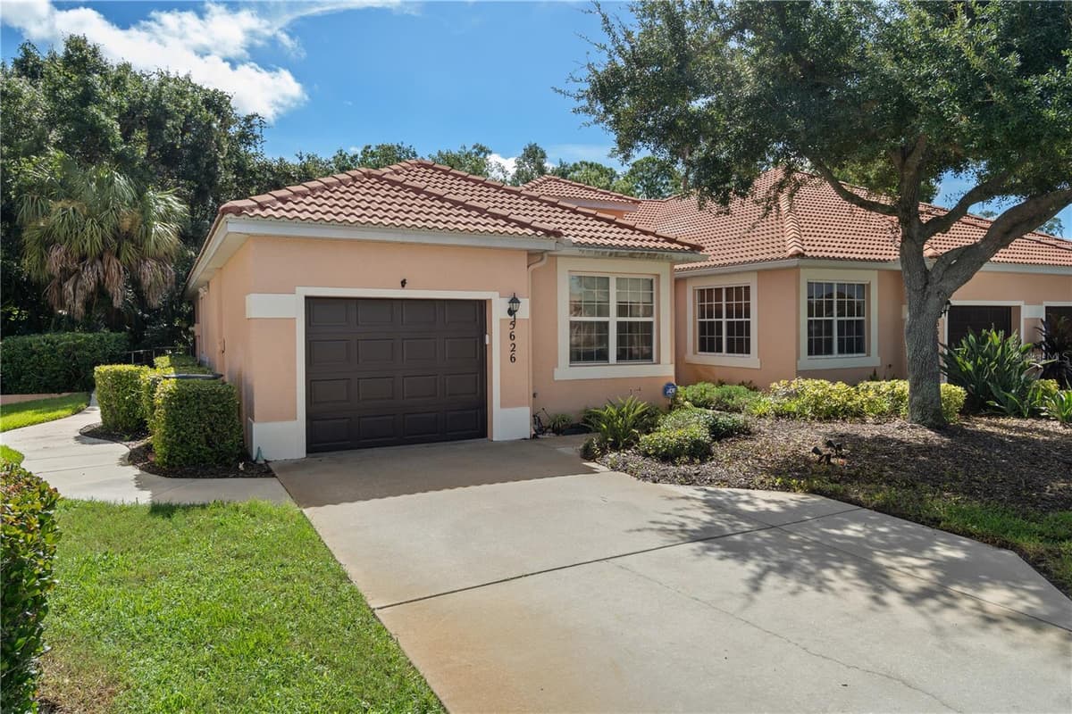 5626 CORTINA LANE — photo 4 of 43