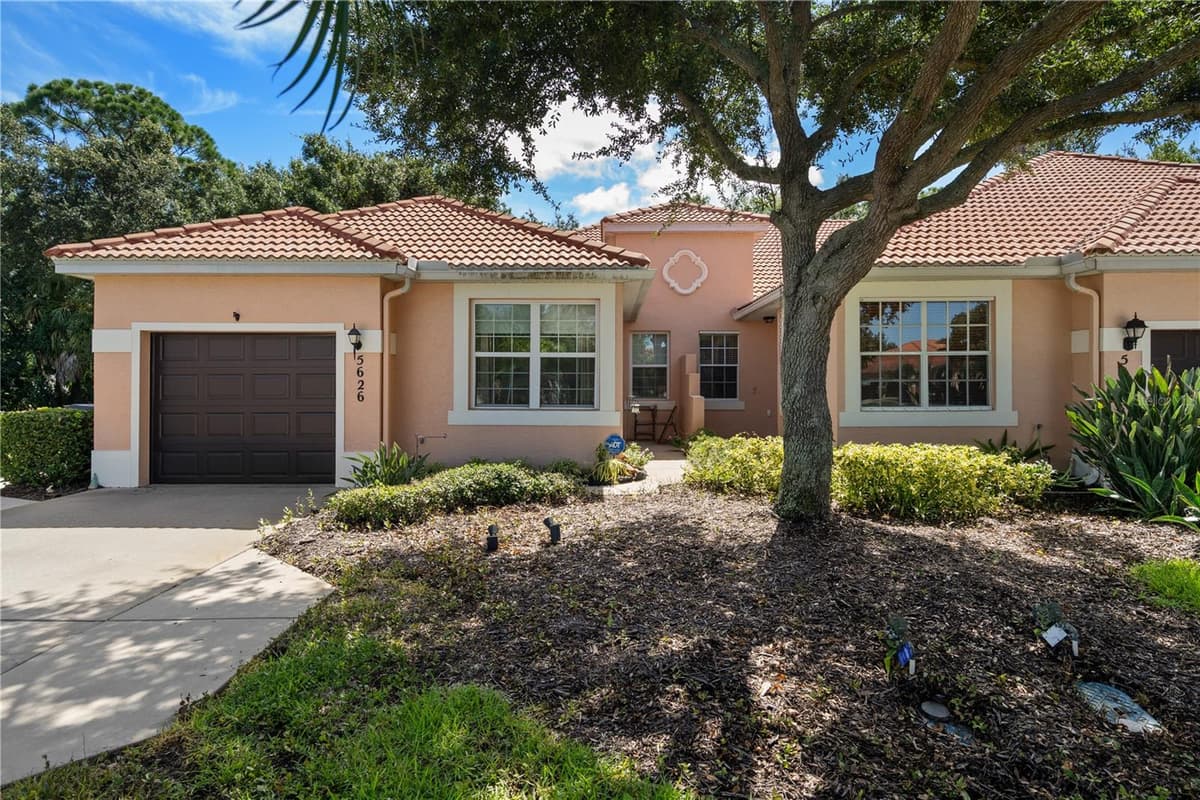 5626 CORTINA LANE — photo 3 of 43