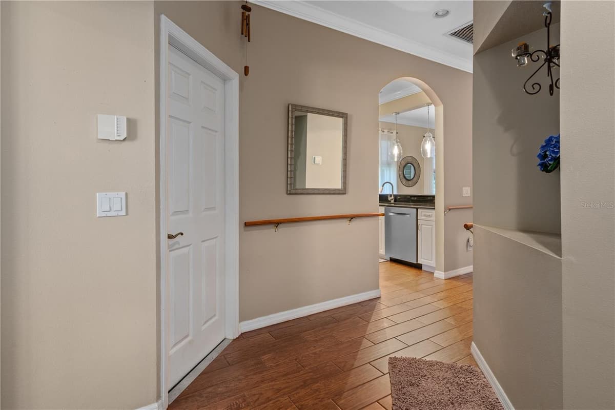 5626 CORTINA LANE — photo 11 of 43