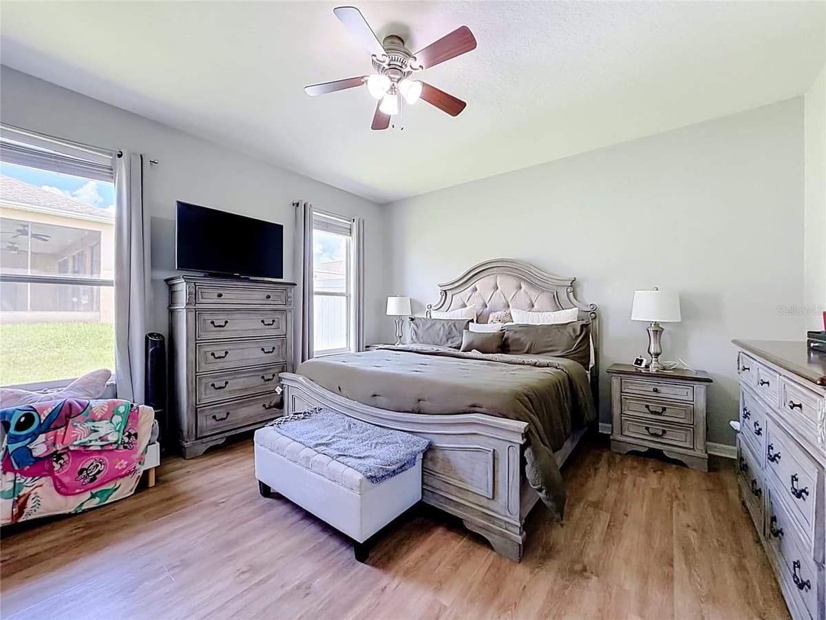 8230 WOODVINE CIRCLE — photo 35 of 55