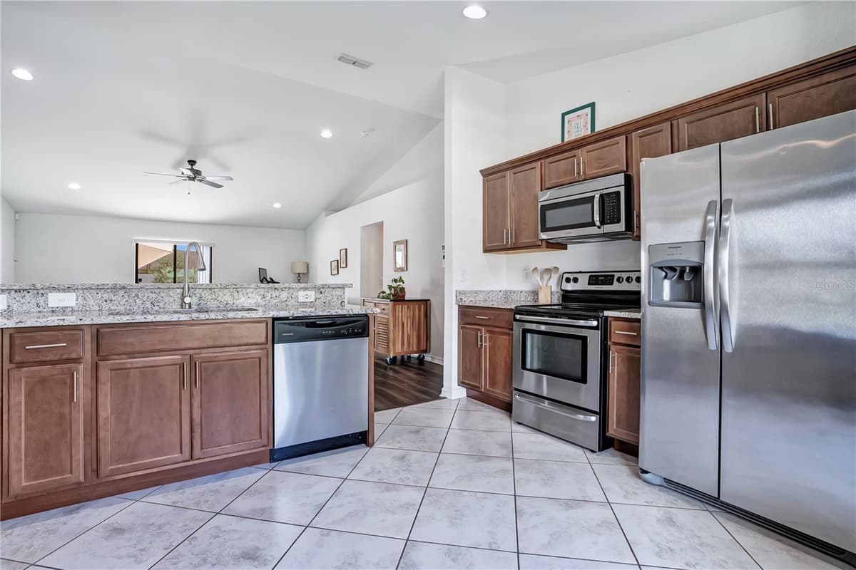 257 KISSENGEN PARK DRIVE — photo 10 of 34