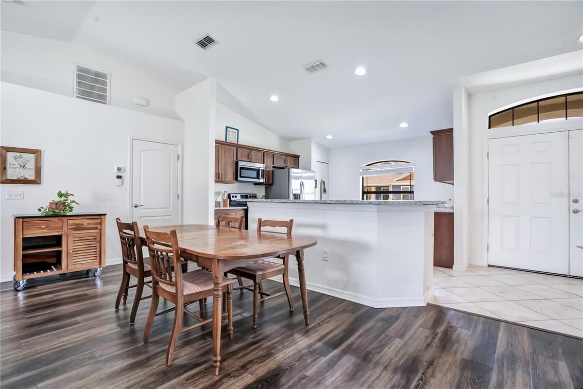 257 KISSENGEN PARK DRIVE — photo 5 of 34