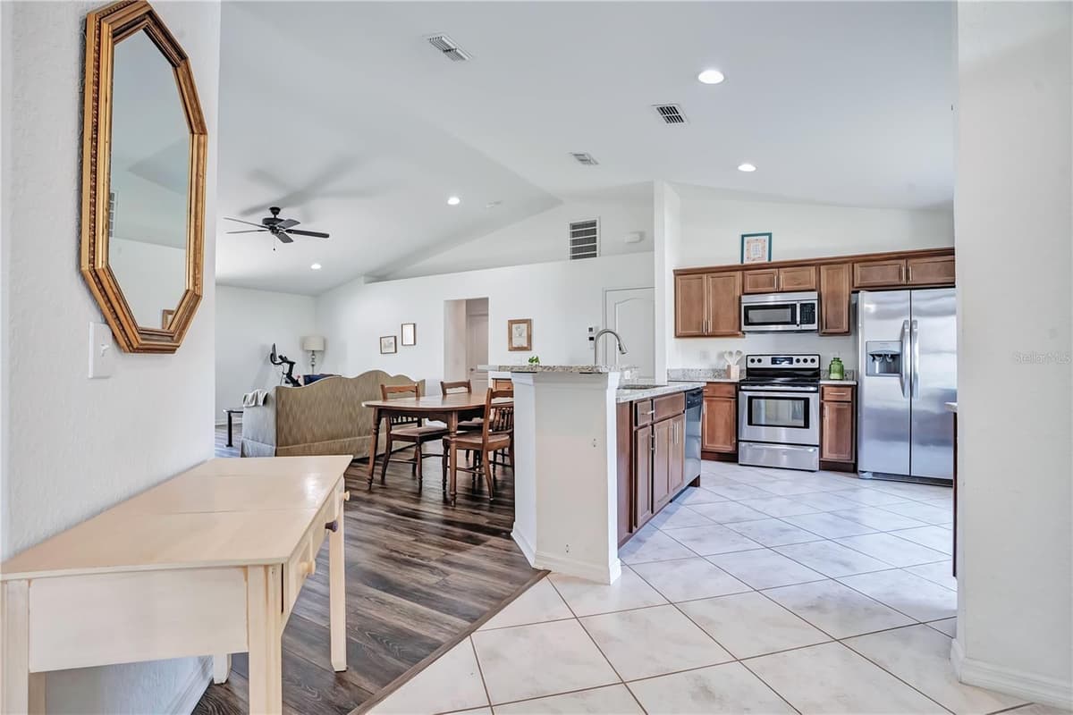 257 KISSENGEN PARK DRIVE — photo 3 of 34