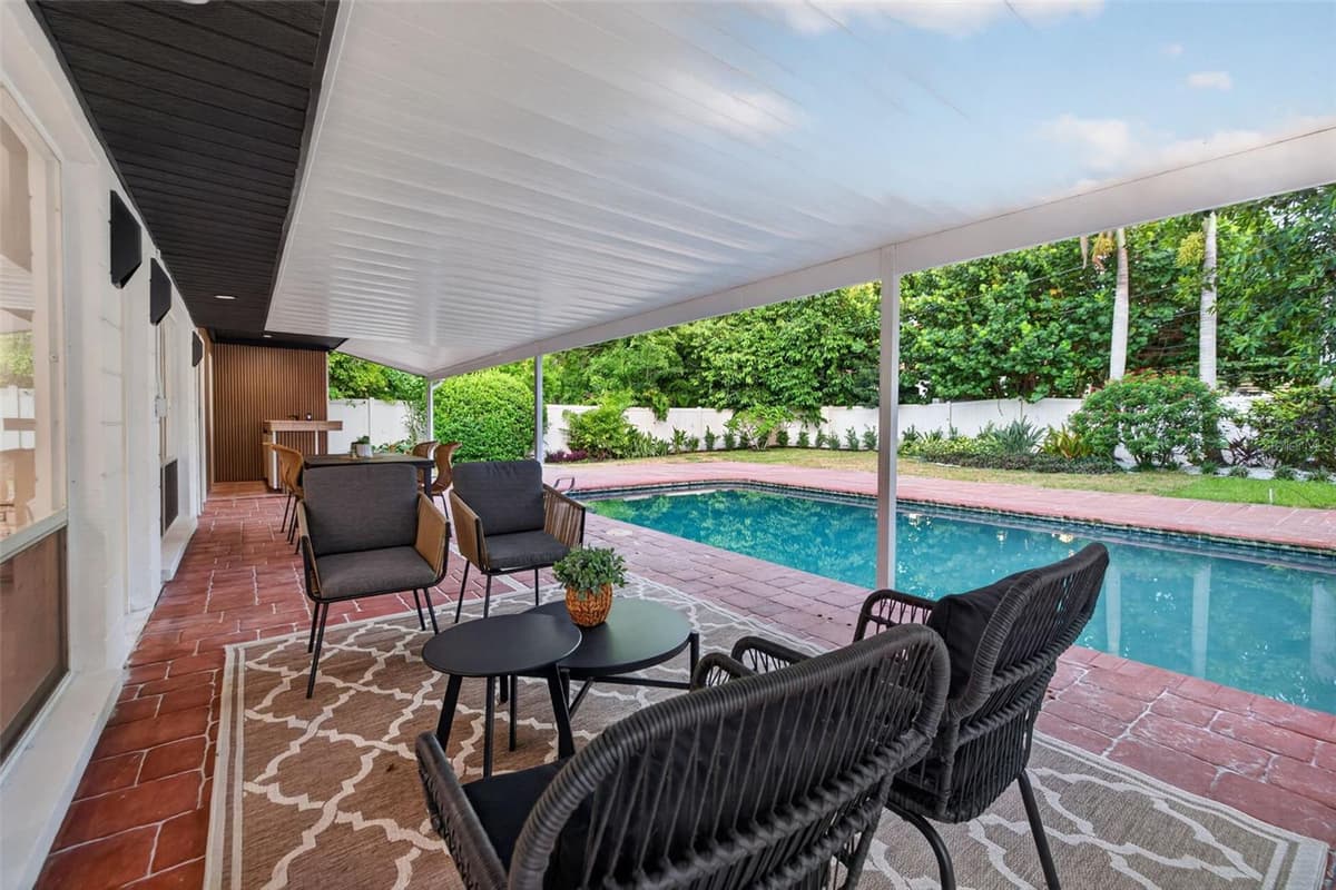 219 MIRAMAR BOULEVARD — photo 38 of 47