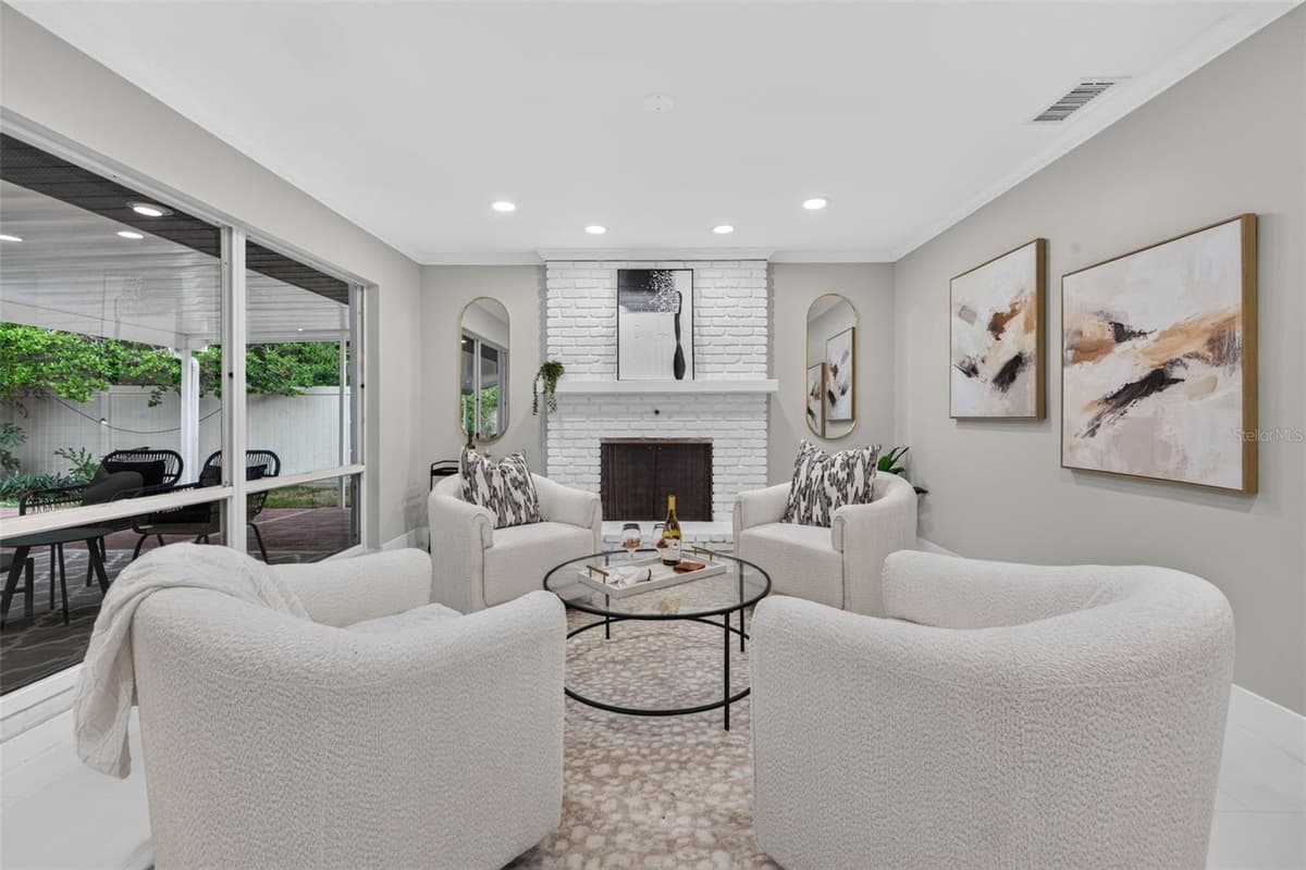 219 MIRAMAR BOULEVARD — photo 19 of 47