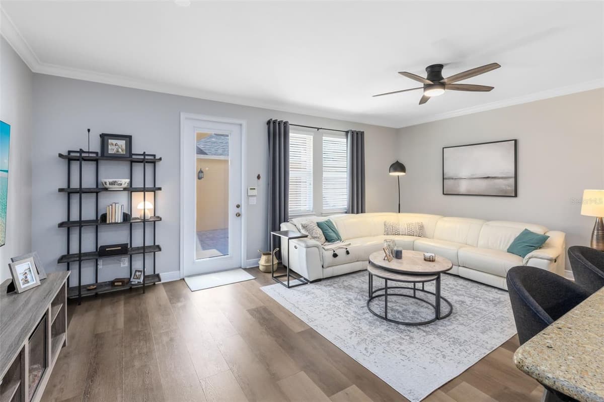 463 ELLIS SQUARE COURT — photo 10 of 34