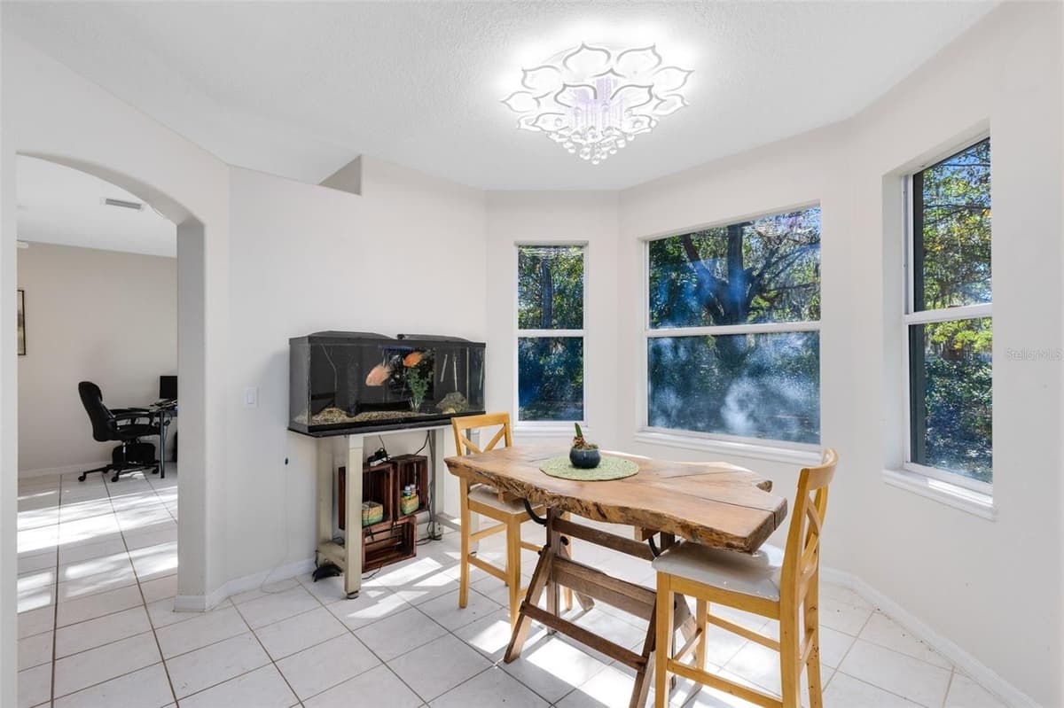 703 SAMUEL CHASE LANE — photo 8 of 41
