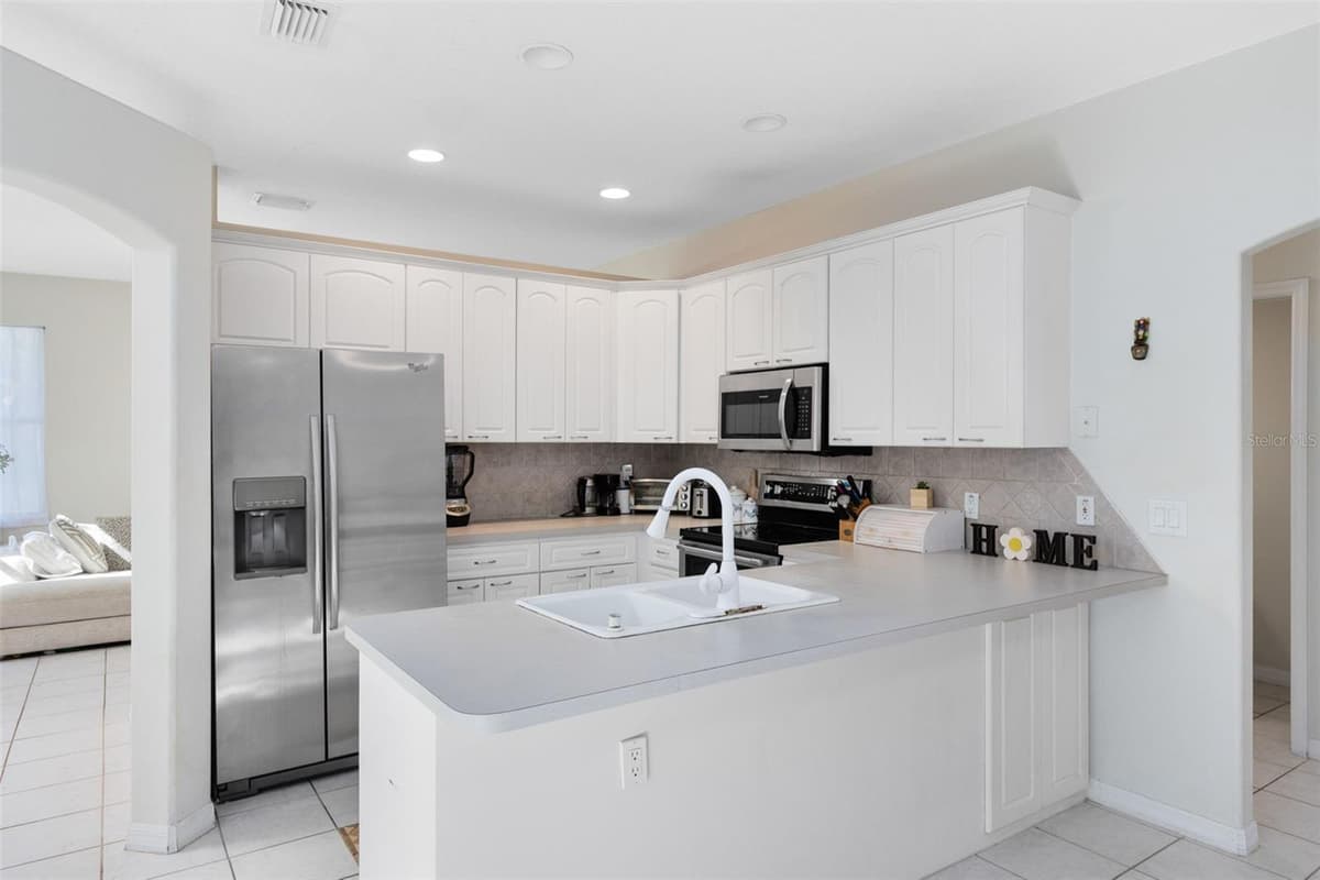 703 SAMUEL CHASE LANE — photo 12 of 41