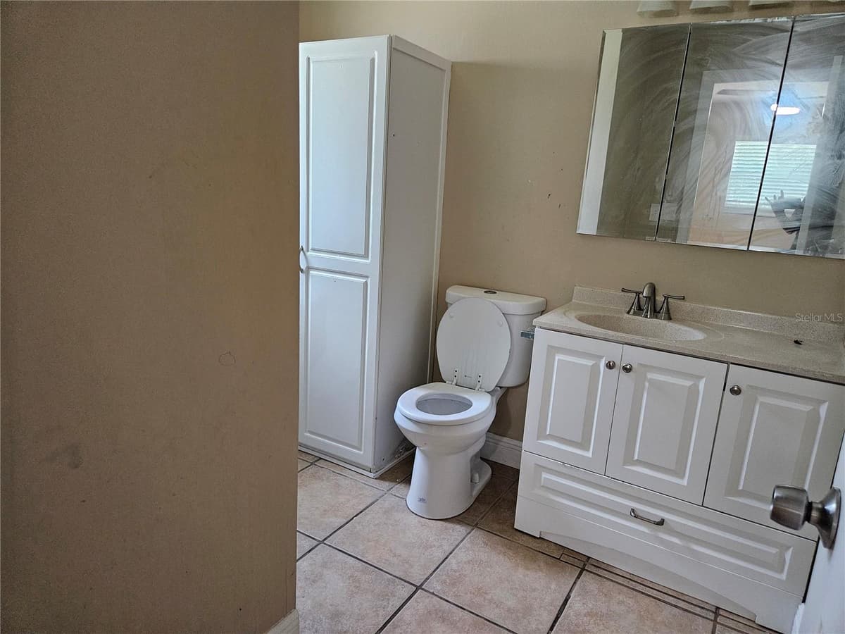 6092 BURCH STREET — photo 7 of 17