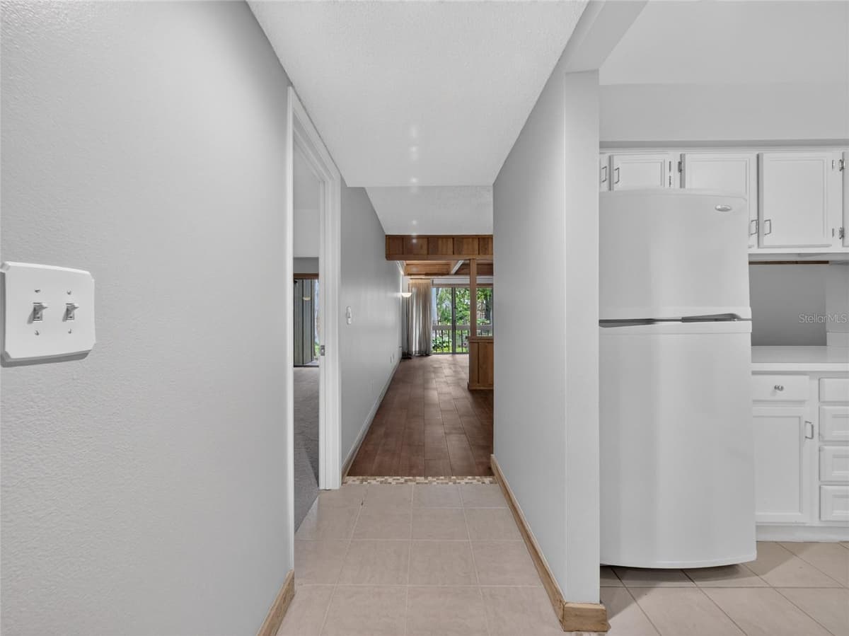 5314 INDIAN CREEK DRIVE — photo 10 of 21