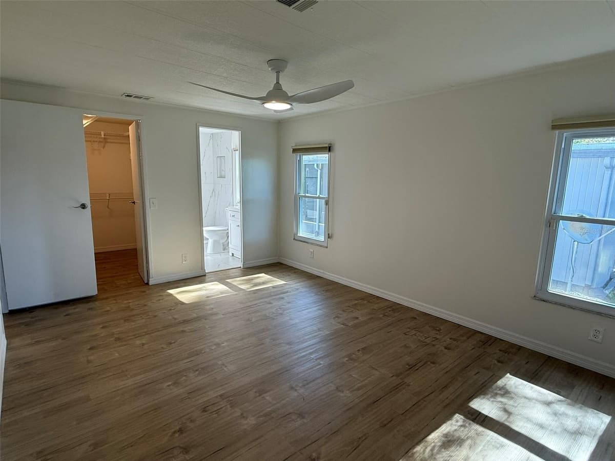 130 CLUBVIEW DRIVE — photo 18 of 27