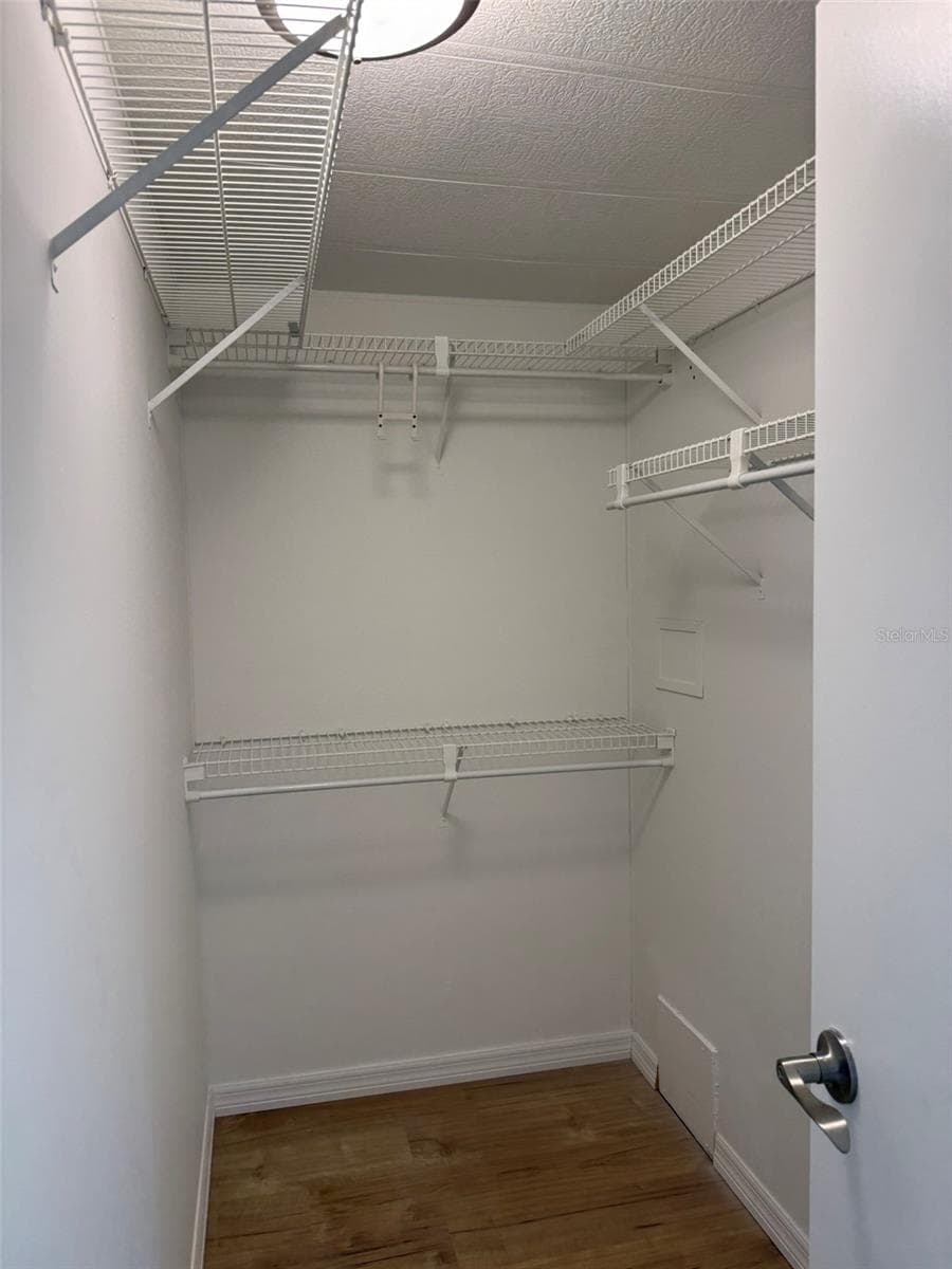 130 CLUBVIEW DRIVE — photo 19 of 27