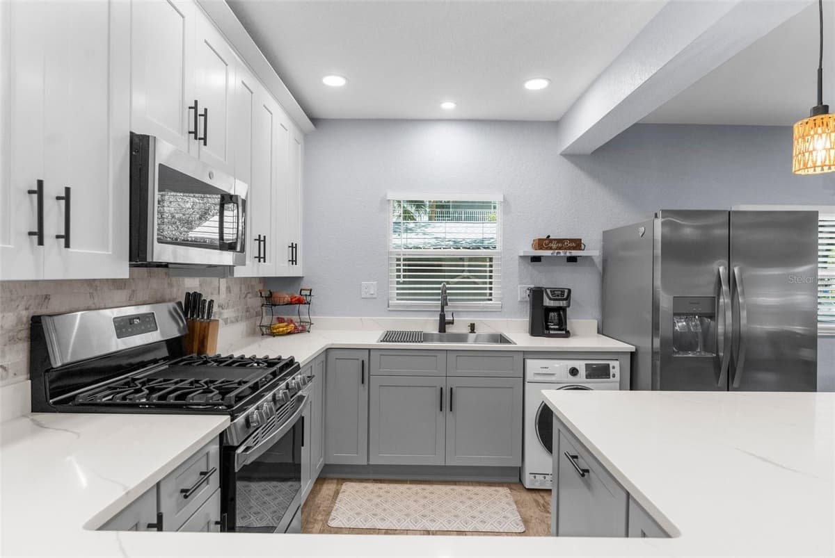 5421 GAY STREET — photo 20 of 65