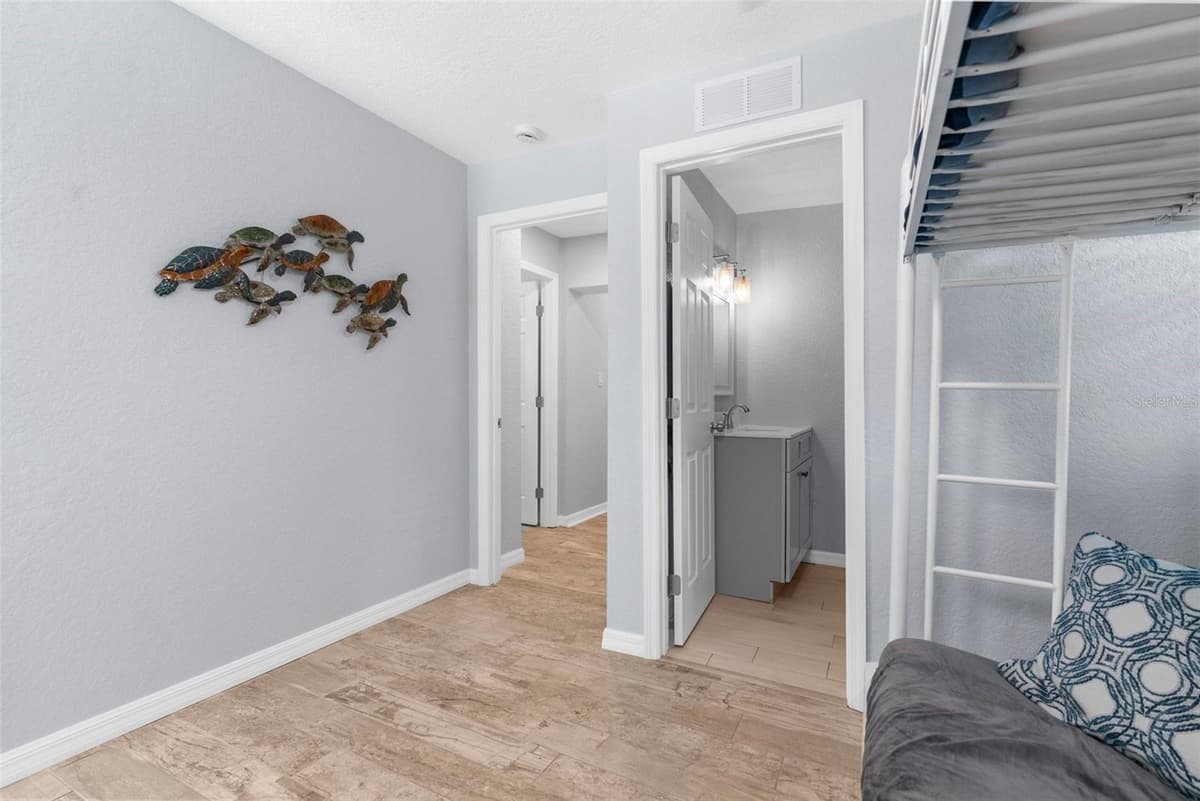 5421 GAY STREET — photo 28 of 65