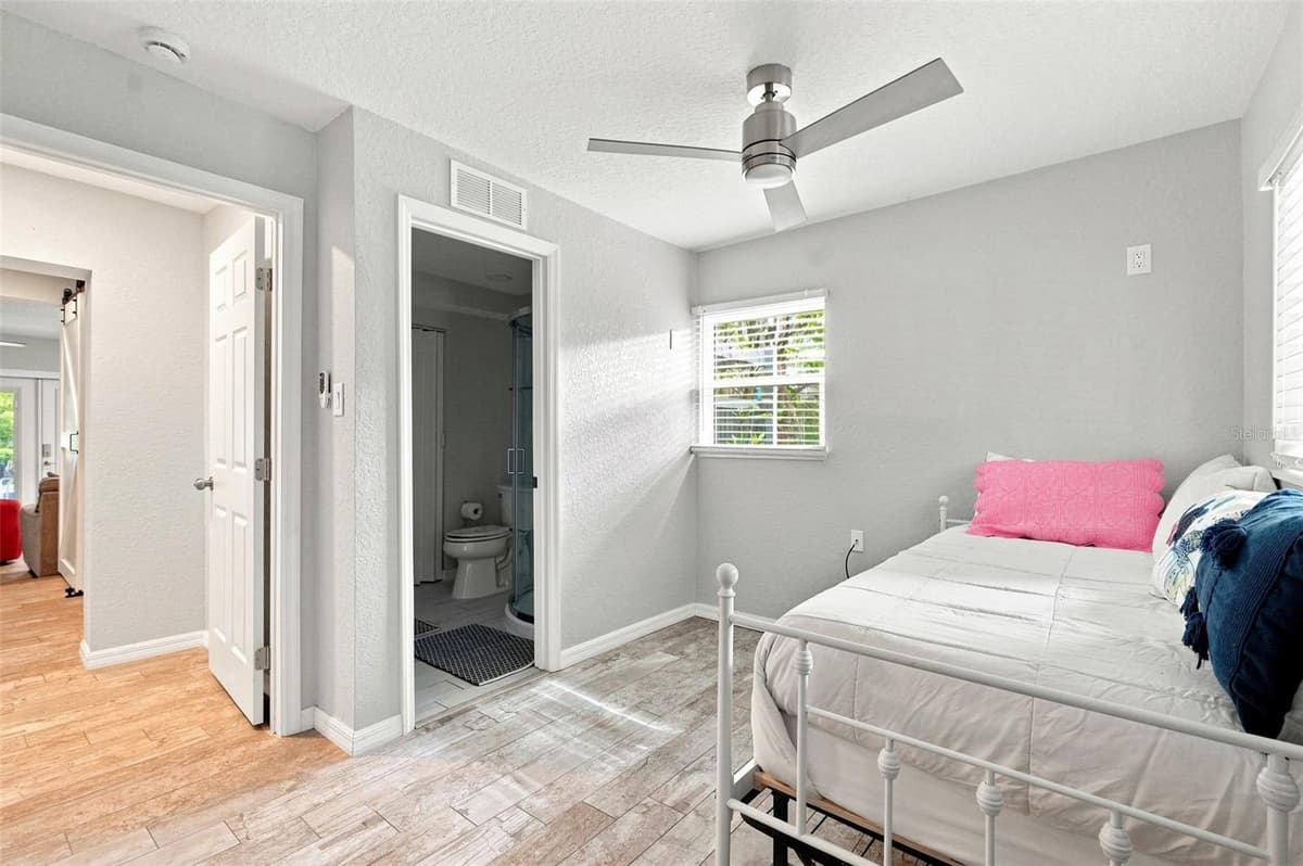 5421 GAY STREET — photo 15 of 65