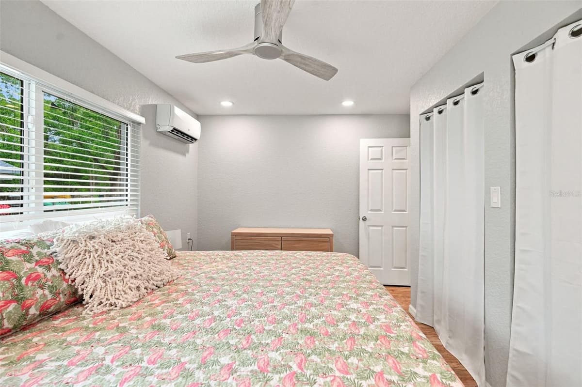 5421 GAY STREET — photo 14 of 65