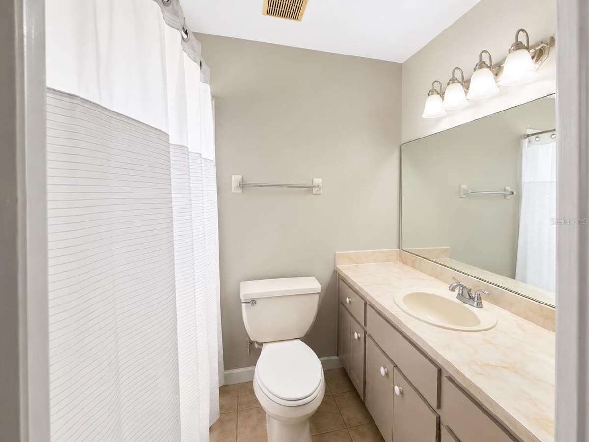 35 ALMOND ROAD — photo 7 of 13
