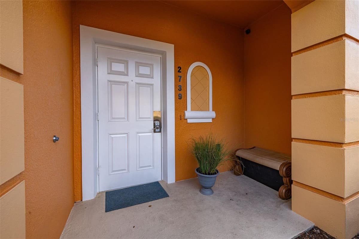 2739 COUPE STREET — photo 7 of 79