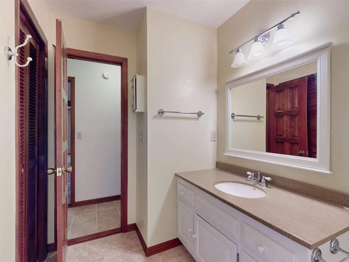 799 LEHIGH DRIVE — photo 14 of 28