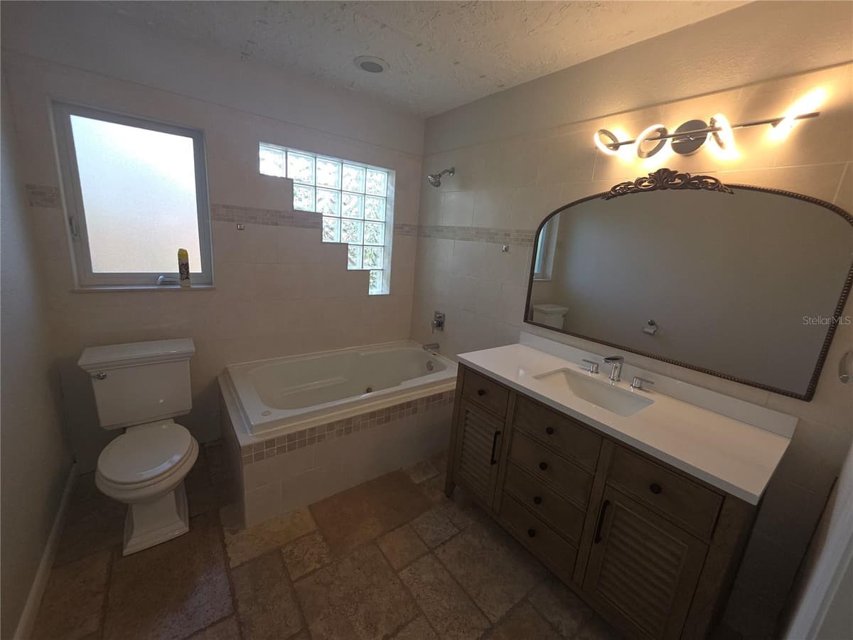 7708 9TH AVE DRIVE — photo 15 of 45