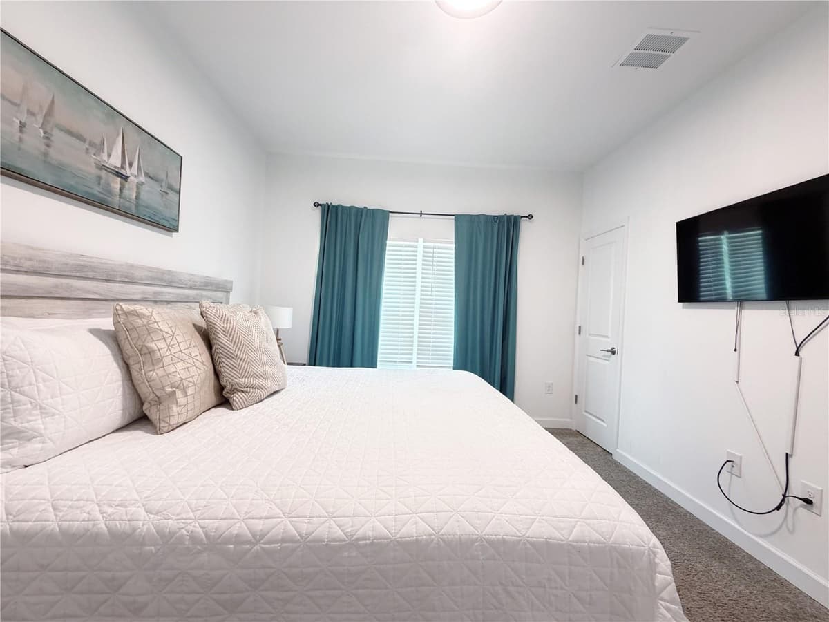 4192 PARAGRAPH DRIVE — photo 19 of 45