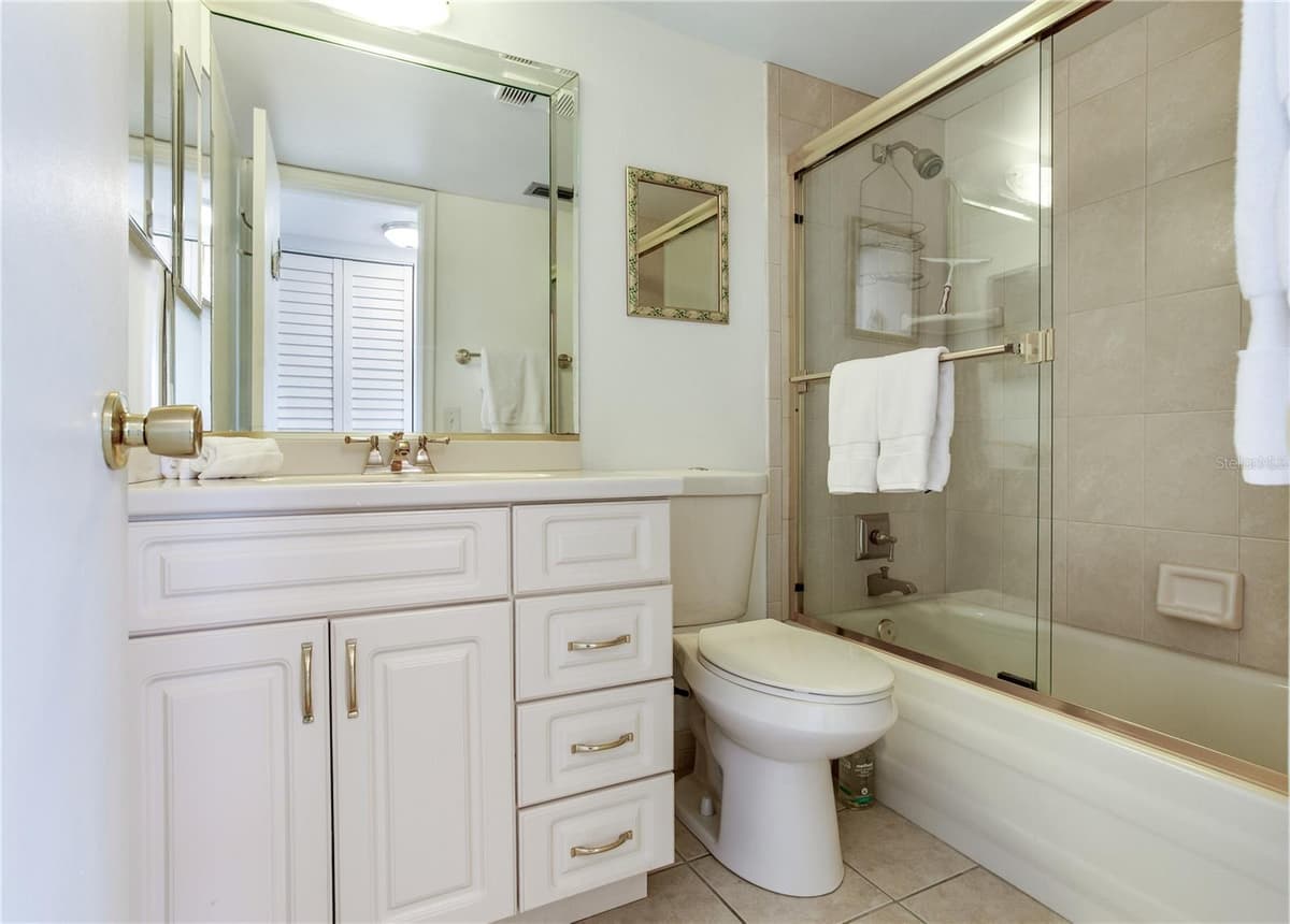 6104 PALMA DEL MAR BOULEVARD — photo 31 of 59