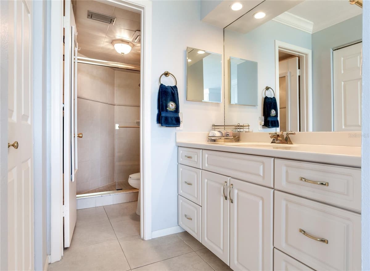 6104 PALMA DEL MAR BOULEVARD — photo 29 of 59