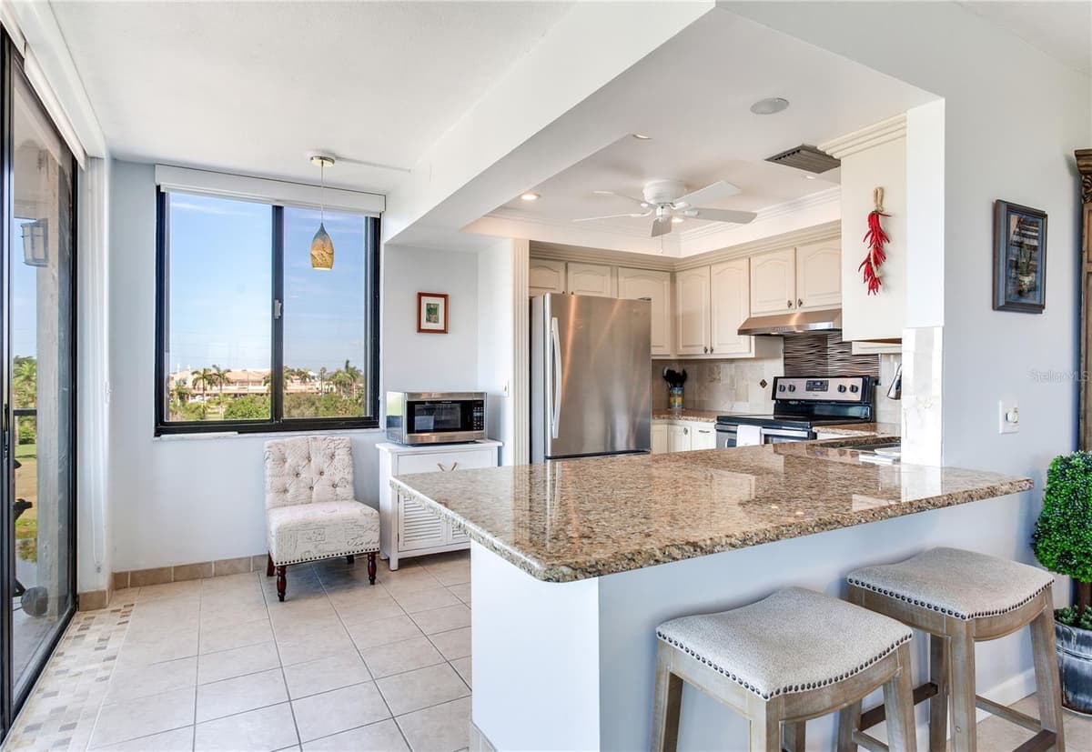 6104 PALMA DEL MAR BOULEVARD — photo 11 of 59