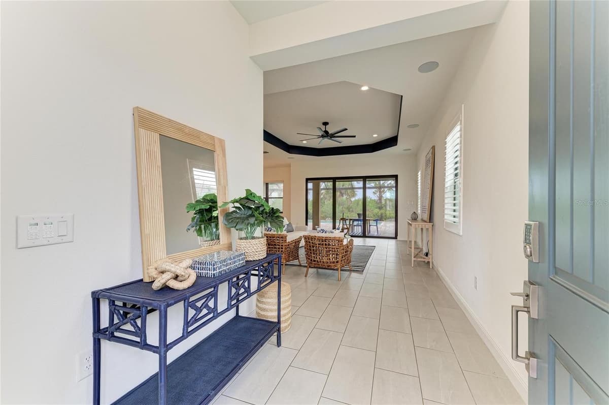 10913 TREVINO STREET — photo 7 of 50