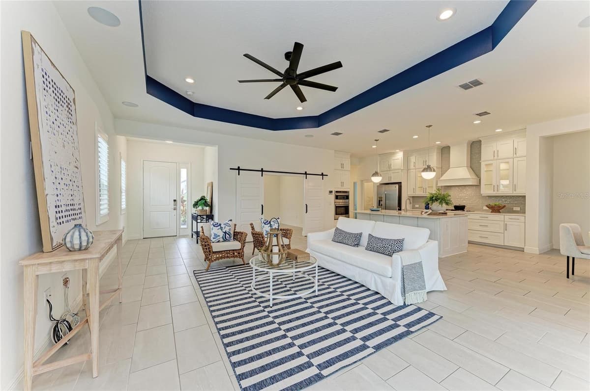 10913 TREVINO STREET — photo 18 of 50