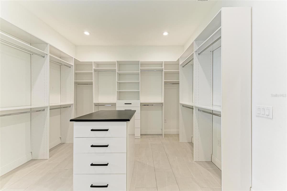 10913 TREVINO STREET — photo 33 of 50