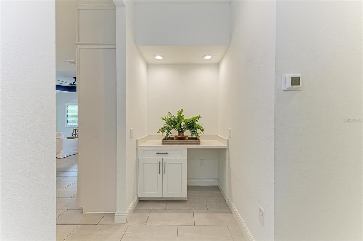 10913 TREVINO STREET — photo 21 of 50