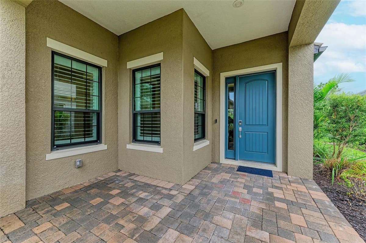 10913 TREVINO STREET — photo 4 of 50