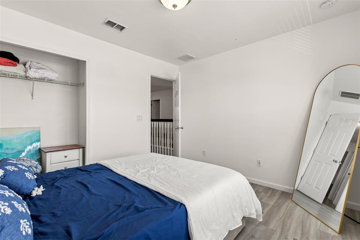 16424 CEDAR CREST DRIVE — photo 17 of 35
