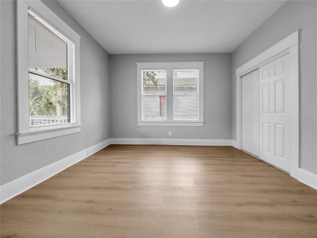 1215 26TH AVENUE — photo 14 of 26