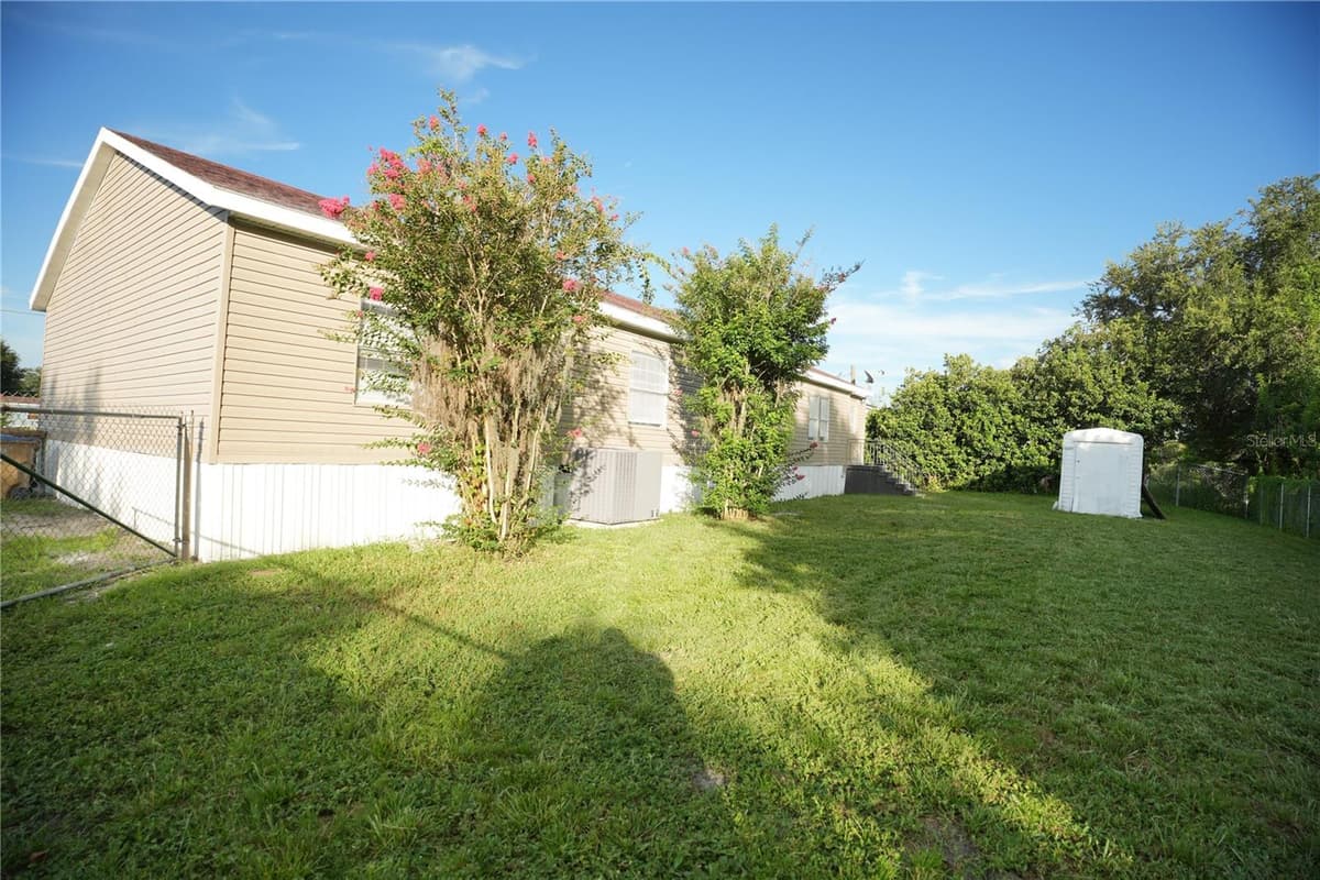 1124 DARA CAY DRIVE — photo 26 of 27